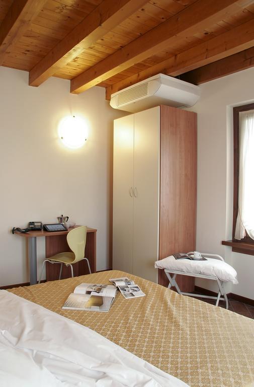 Bed&Wine Hotel Negrar Ngoại thất bức ảnh