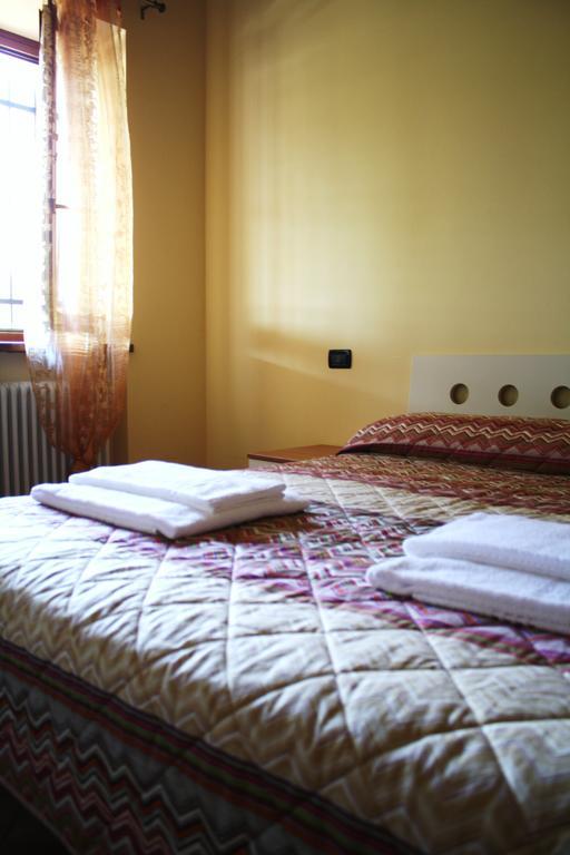 Bed&Wine Hotel Negrar Phòng bức ảnh